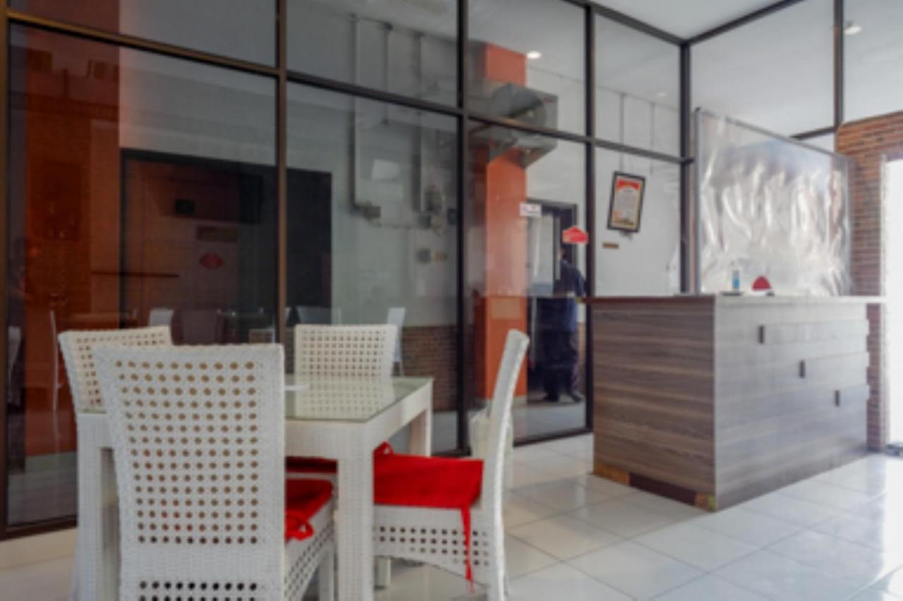סמאראנג Oyo 1251 Residence 8 מראה חיצוני תמונה
