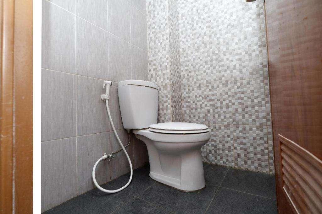 סמאראנג Oyo 1251 Residence 8 מראה חיצוני תמונה
