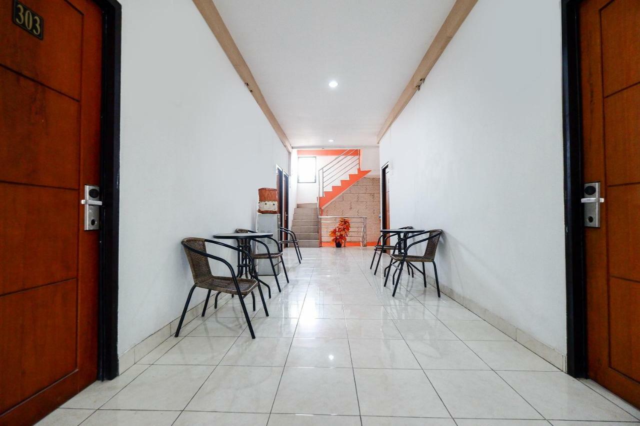 סמאראנג Oyo 1251 Residence 8 מראה חיצוני תמונה